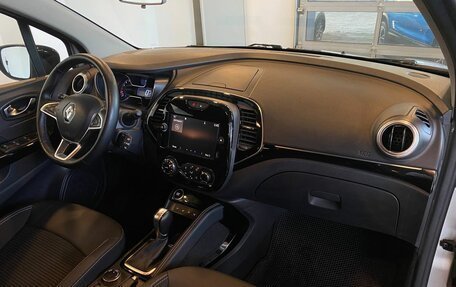 Renault Kaptur I рестайлинг, 2021 год, 1 799 000 рублей, 12 фотография