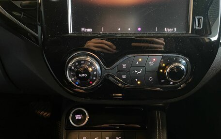 Renault Kaptur I рестайлинг, 2021 год, 1 799 000 рублей, 15 фотография