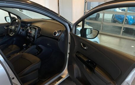 Renault Kaptur I рестайлинг, 2021 год, 1 799 000 рублей, 27 фотография