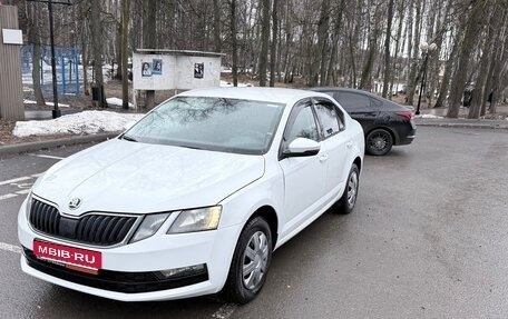 Skoda Octavia, 2018 год, 999 000 рублей, 1 фотография