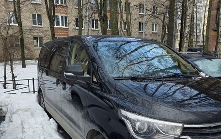 Hyundai H-1 II рестайлинг, 2021 год, 2 300 000 рублей, 1 фотография