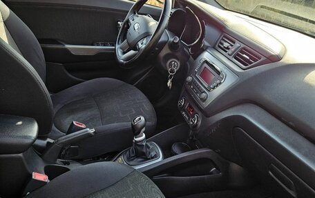 KIA Rio III рестайлинг, 2014 год, 830 000 рублей, 4 фотография