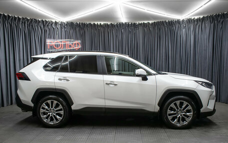 Toyota RAV4, 2020 год, 3 849 000 рублей, 4 фотография