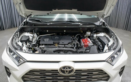 Toyota RAV4, 2020 год, 3 849 000 рублей, 9 фотография