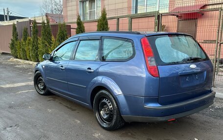 Ford Focus II рестайлинг, 2005 год, 400 000 рублей, 2 фотография