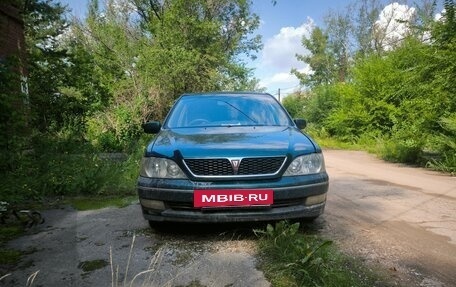 Toyota Vista V30, 1998 год, 400 000 рублей, 4 фотография