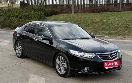 Honda Accord VIII рестайлинг, 2011 год, 1 650 000 рублей, 3 фотография