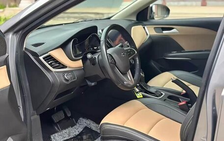 Chevrolet Monza, 2022 год, 1 030 000 рублей, 7 фотография