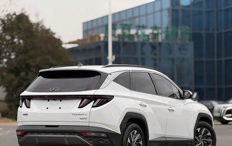 Hyundai Tucson, 2022 год, 1 960 000 рублей, 6 фотография