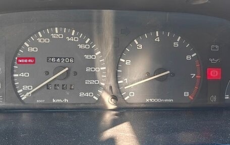 Mazda 323, 1992 год, 170 000 рублей, 6 фотография