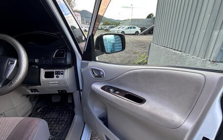 Nissan Serena IV, 2012 год, 1 300 000 рублей, 4 фотография