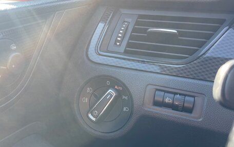 Skoda Rapid I, 2018 год, 1 500 000 рублей, 14 фотография