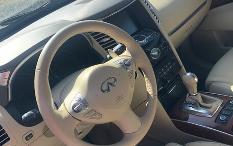 Infiniti FX II, 2012 год, 2 300 000 рублей, 2 фотография