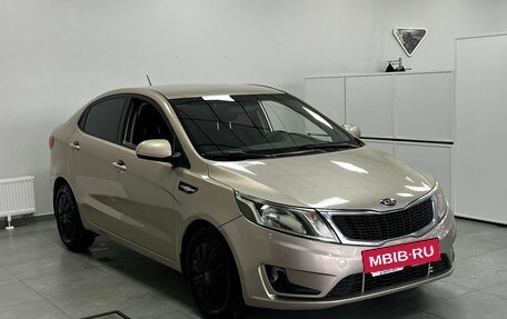 KIA Rio III рестайлинг, 2014 год, 920 000 рублей, 2 фотография