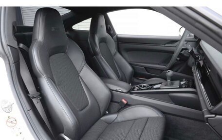 Porsche 911, 2023 год, 14 600 000 рублей, 9 фотография