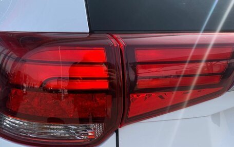 Mitsubishi Outlander III рестайлинг 3, 2021 год, 2 790 000 рублей, 9 фотография