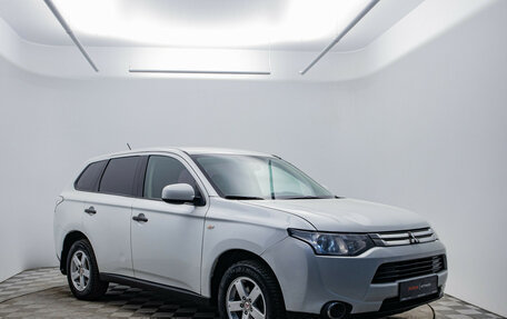 Mitsubishi Outlander III рестайлинг 3, 2014 год, 1 180 000 рублей, 7 фотография