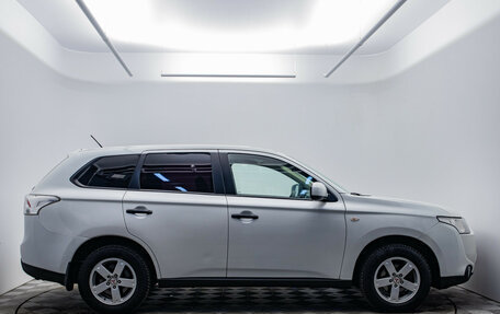 Mitsubishi Outlander III рестайлинг 3, 2014 год, 1 180 000 рублей, 6 фотография