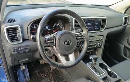 KIA Sportage IV рестайлинг, 2021 год, 2 699 000 рублей, 9 фотография