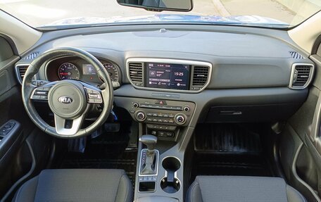 KIA Sportage IV рестайлинг, 2021 год, 2 699 000 рублей, 13 фотография