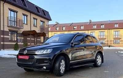 Volkswagen Touareg III, 2011 год, 1 720 000 рублей, 1 фотография