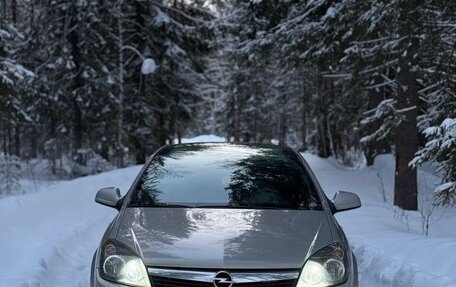 Opel Astra H, 2010 год, 650 000 рублей, 1 фотография