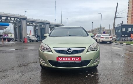 Opel Astra J, 2010 год, 590 000 рублей, 2 фотография