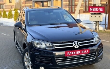 Volkswagen Touareg III, 2011 год, 1 720 000 рублей, 5 фотография