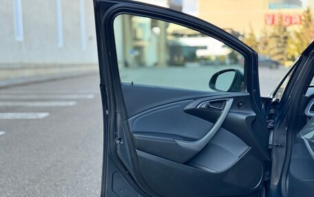 Opel Astra J, 2013 год, 1 250 000 рублей, 15 фотография