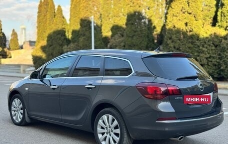 Opel Astra J, 2013 год, 1 250 000 рублей, 6 фотография