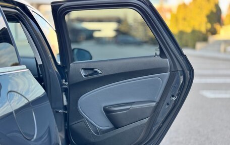 Opel Astra J, 2013 год, 1 250 000 рублей, 24 фотография