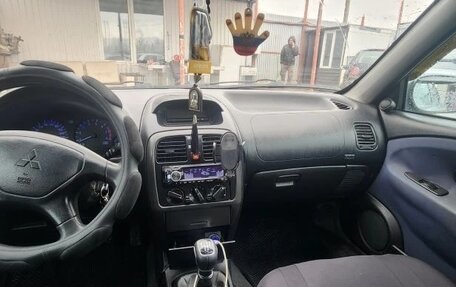 Mitsubishi Carisma I, 2002 год, 255 000 рублей, 5 фотография