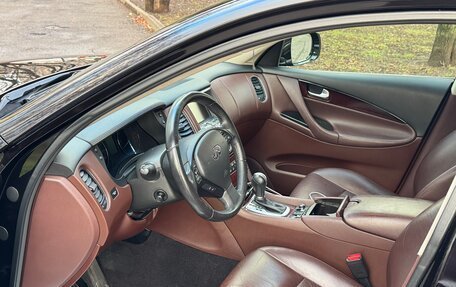 Infiniti QX50 I рестайлинг, 2015 год, 2 000 000 рублей, 14 фотография