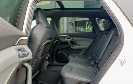 Audi Q5, 2026 год, 6 800 000 рублей, 16 фотография