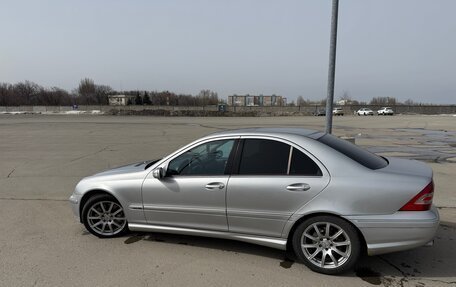 Mercedes-Benz C-Класс, 2004 год, 680 000 рублей, 6 фотография