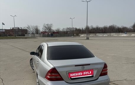 Mercedes-Benz C-Класс, 2004 год, 680 000 рублей, 7 фотография