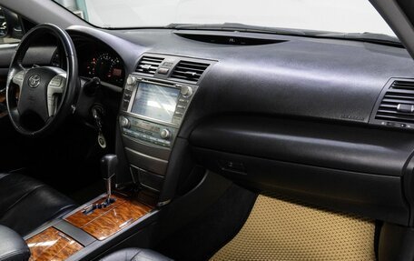 Toyota Camry, 2008 год, 1 200 000 рублей, 17 фотография