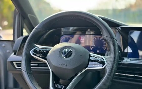 Volkswagen Golf VIII, 2023 год, 1 987 000 рублей, 11 фотография