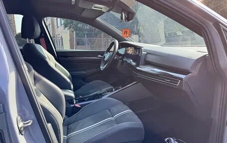 Volkswagen Golf VIII, 2023 год, 1 987 000 рублей, 16 фотография