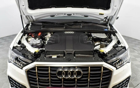 Audi Q7, 2021 год, 8 100 000 рублей, 17 фотография