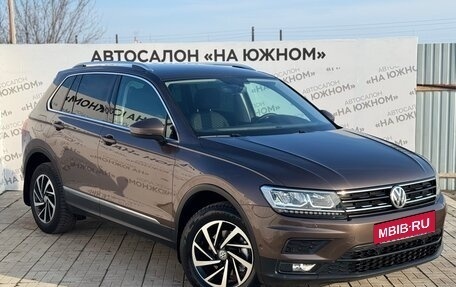 Volkswagen Tiguan II, 2018 год, 2 530 000 рублей, 6 фотография