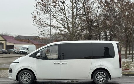 Hyundai Staria, 2021 год, 3 400 000 рублей, 9 фотография