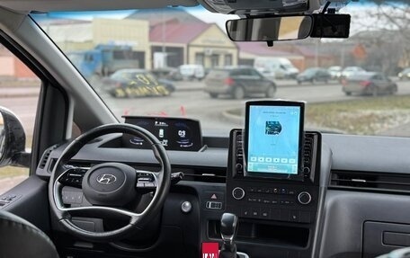 Hyundai Staria, 2021 год, 3 400 000 рублей, 6 фотография