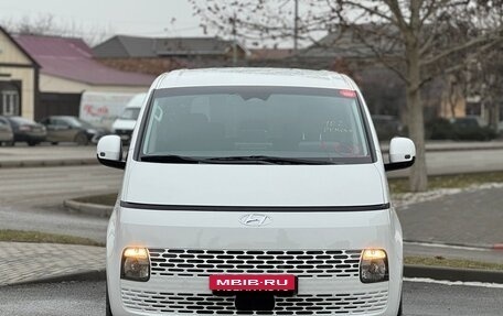 Hyundai Staria, 2021 год, 3 400 000 рублей, 3 фотография