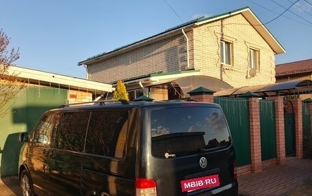 Volkswagen Multivan T5, 2008 год, 1 330 000 рублей, 3 фотография