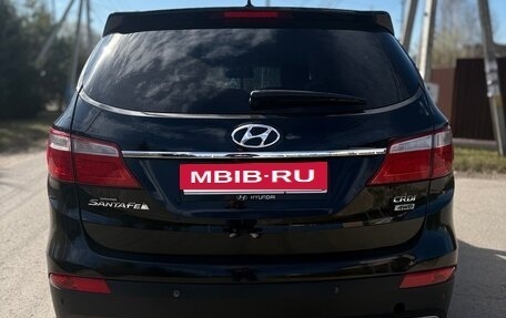 Hyundai Santa Fe III рестайлинг, 2014 год, 1 840 000 рублей, 2 фотография