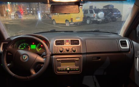 Skoda Fabia II, 2008 год, 325 000 рублей, 5 фотография