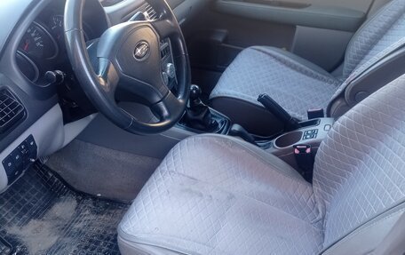 Subaru Forester, 2005 год, 740 000 рублей, 3 фотография