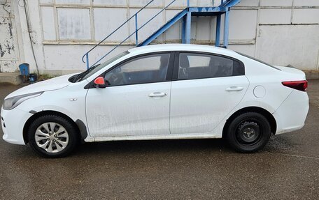 KIA Rio IV, 2019 год, 640 000 рублей, 2 фотография