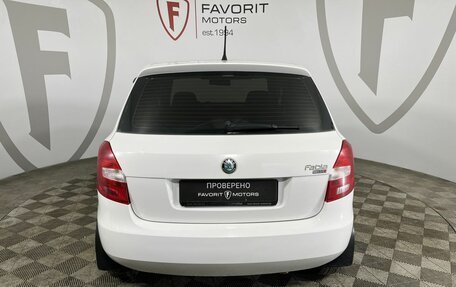Skoda Fabia II, 2011 год, 649 000 рублей, 3 фотография